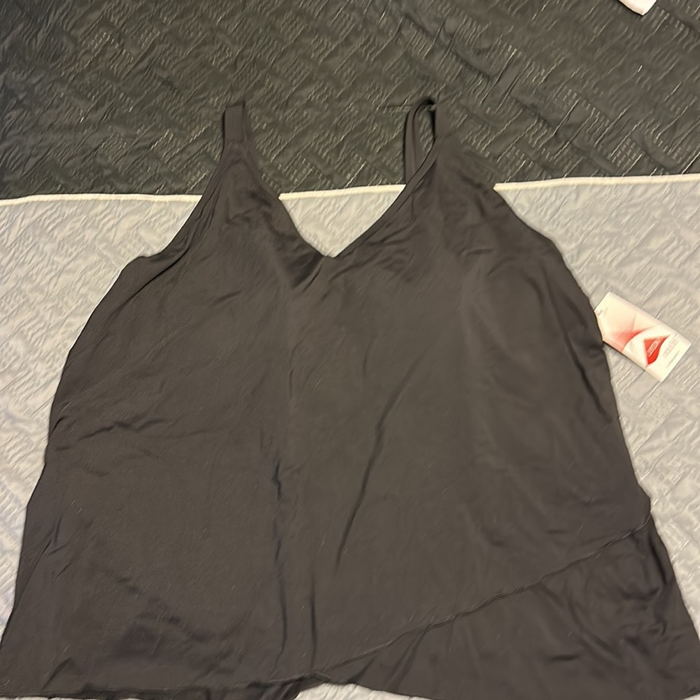 NWT Lands End Black Tulip Hem Tank Swim Top